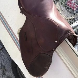 Used English saddle